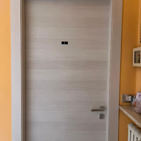 Boutique Affittacamere Attico In Centro Cuneo Exterior photo